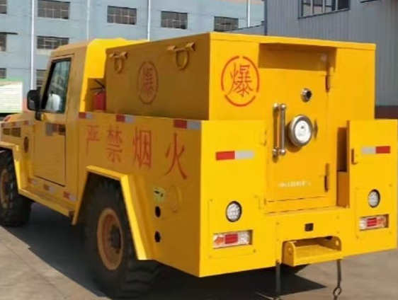 徽县凯龙爆破器材运输车：保障爆破任务的安全运行