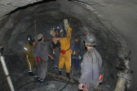 徽县工程爆破中的危险因素分析以及应对工程爆破危险的措施